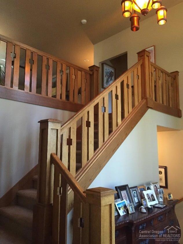 19590 E Campbell Rd, Bend, OR 97702 - photo 4