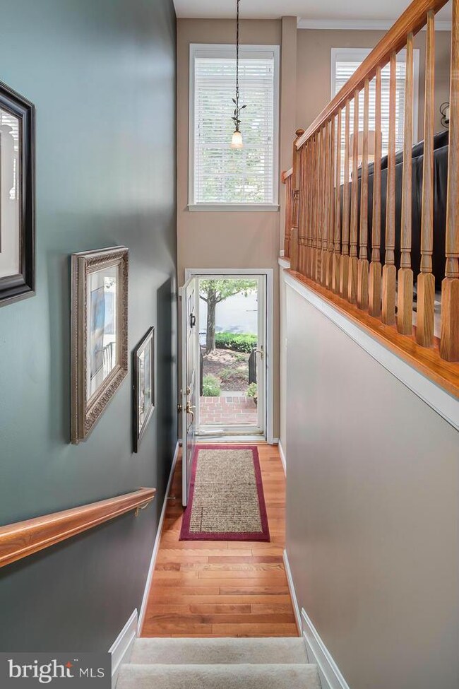 2460 Cheyenne Dr, Gambrills, MD 21054 - photo 4