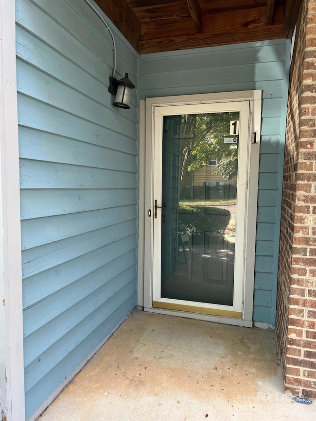 3218 Selwyn Farms Ln unit 1, Charlotte, NC 28209 - photo 2