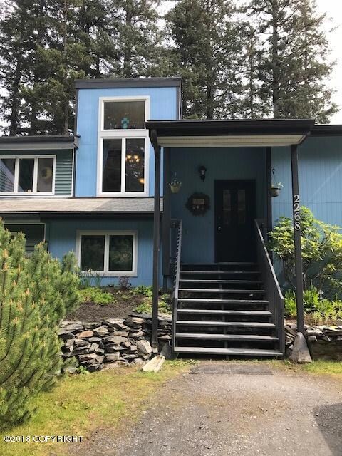 2268 Beaver Lake Loop - Front entry