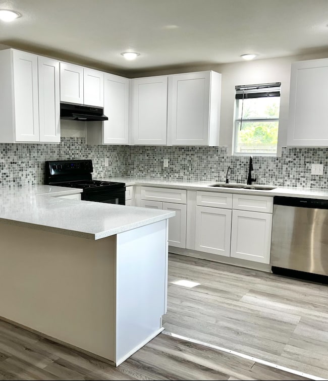 Lots of Countertop Space