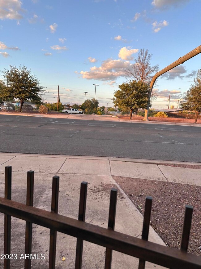 16th Street View