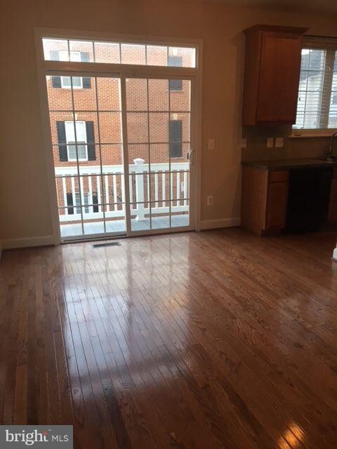 7923 Homefield Dr, Hyattsville, MD 20785 - photo 7