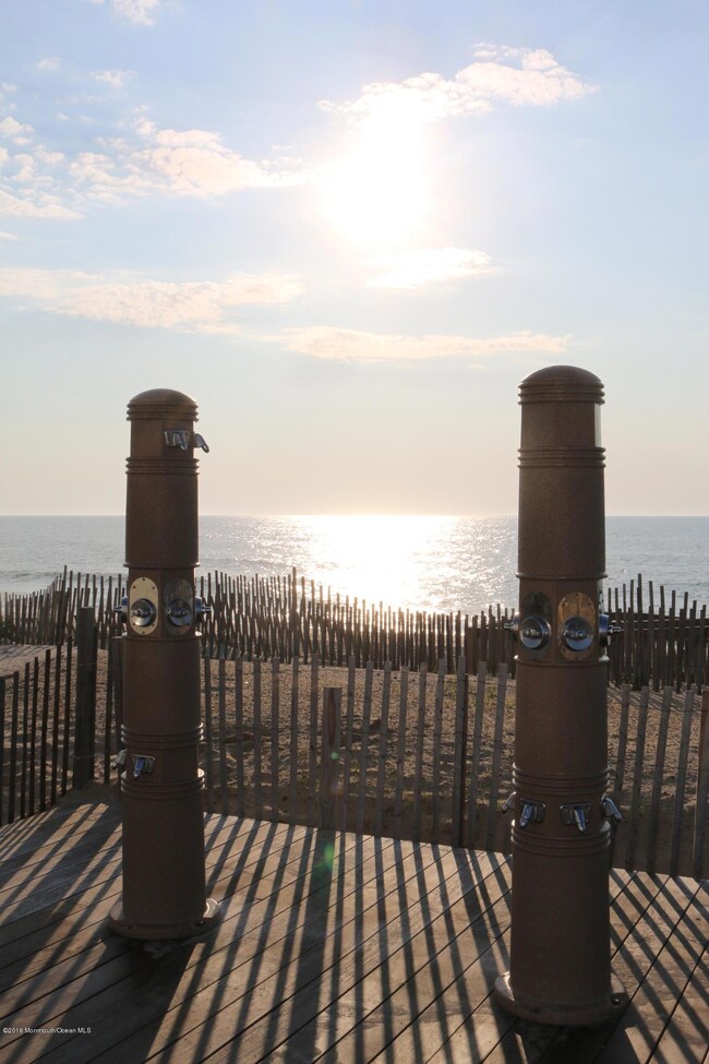 ORTLEY BEACH 018