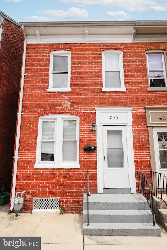 433 Juniper St, York, PA 17401 - photo 2