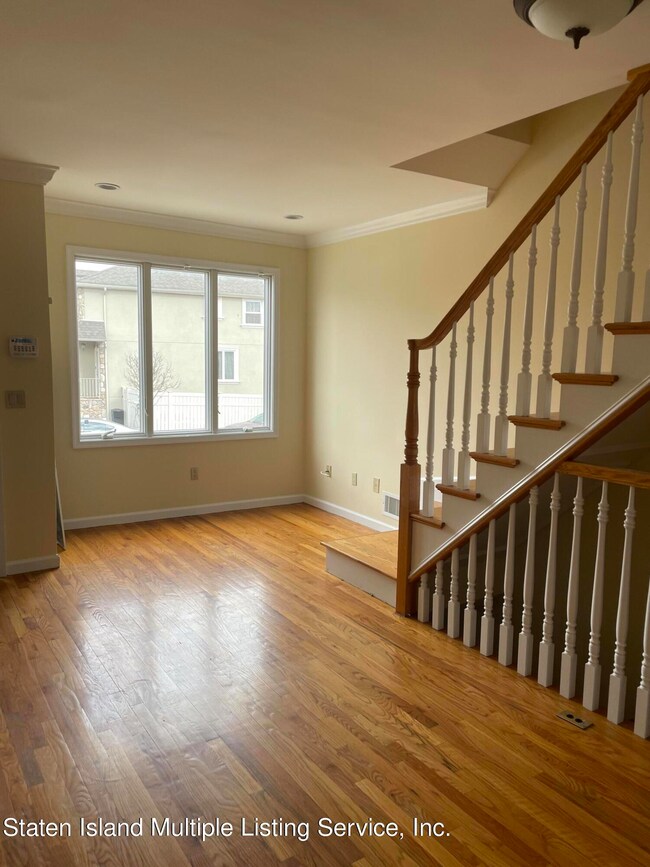 129 Ridgeway Ave unit 143, Staten Island, NY 10314 - photo 4