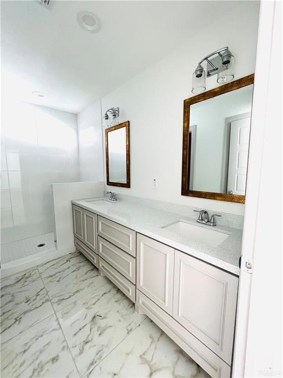 512 Pine Oak St, Donna, TX 78537 - photo 7