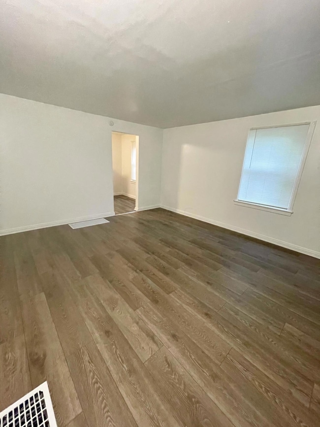 469 N Prospect St, Marion, OH 43302 - photo 5