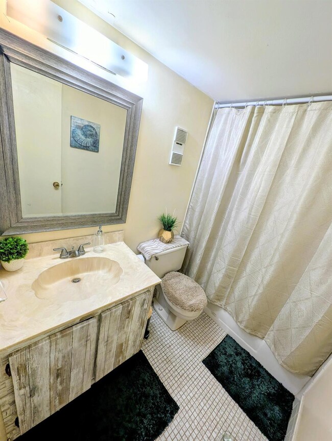 7960 NW 50th St unit 1044, Lauderhill, FL 33351 - photo 4