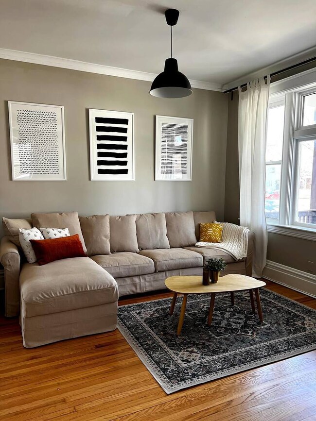 2867 E 77th St, Chicago, IL 60649 - photo 3