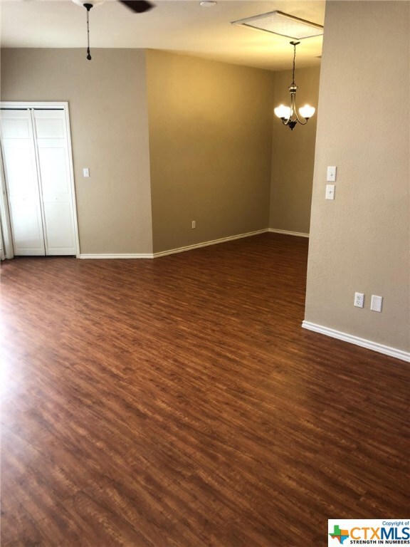 611 W Hopkins St, San Marcos, TX 78666 - photo 6