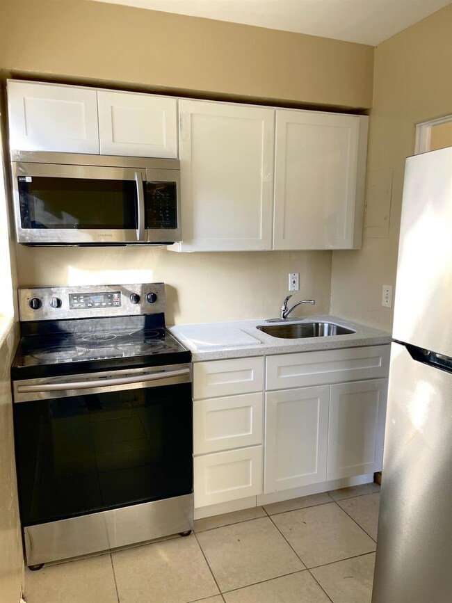 903 42nd St, West Palm Beach, FL 33407 - photo 5