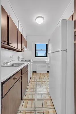 East Winds Condominium unit 28C, New York, NY 10075 - photo 6