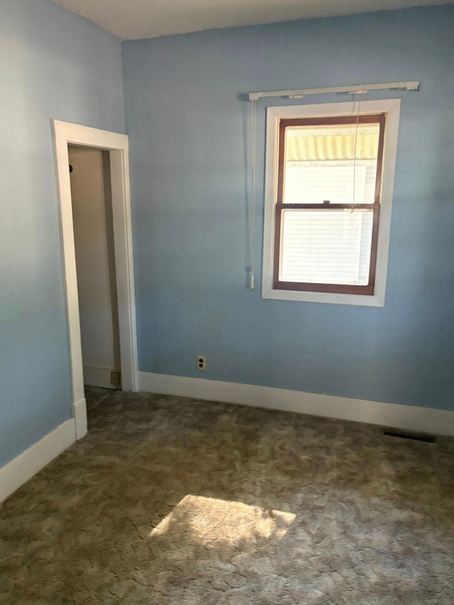 521 6th St SW, Waseca, MN 56093 - photo 6