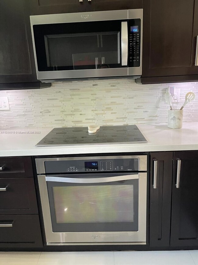 unlisted-address, Miami, FL 33193 - photo 2