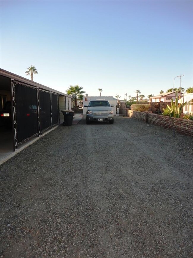 13293 E 41st St, Yuma, AZ 85367 - photo 7