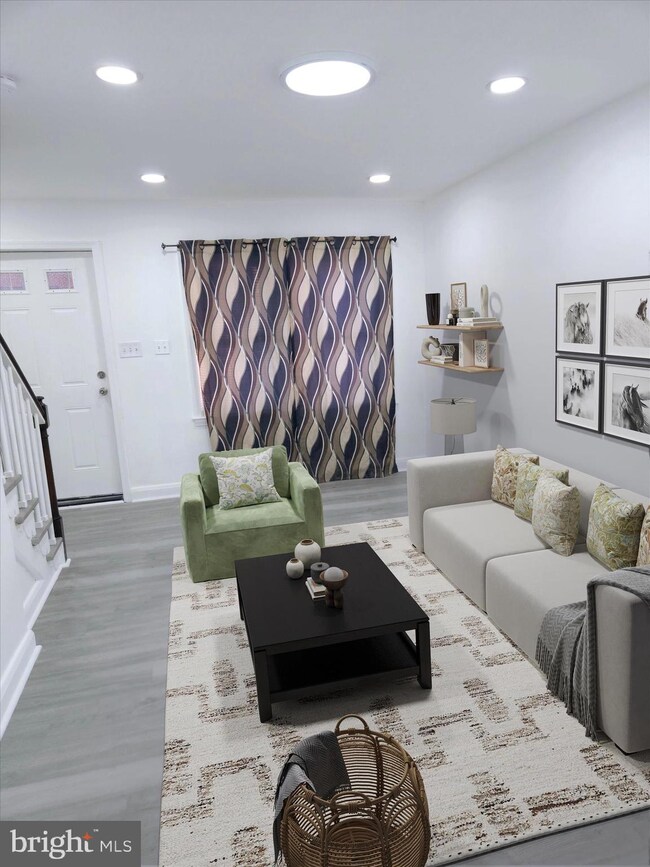 2925 Edgecombe Cir N, Baltimore, MD 21215 - photo 2