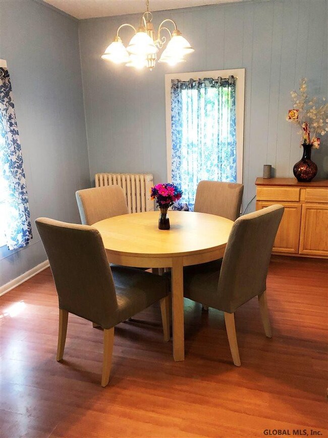 221 Lake Shore Dr, Rensselaer, NY 12144 - photo 4