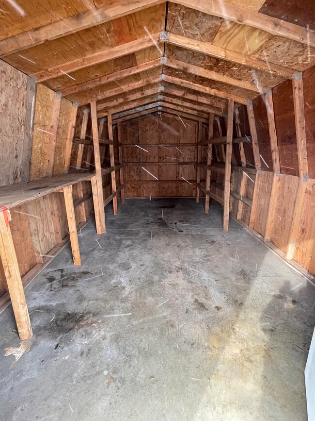 1416 5th St SW, Minot, ND 58701 - photo 4