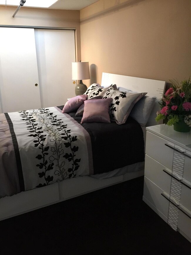 917 East Apt Bed 2