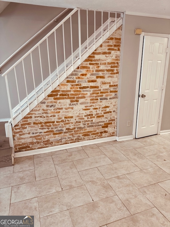 404 Prince of Wales, Stone Mountain, GA 30083 - photo 5