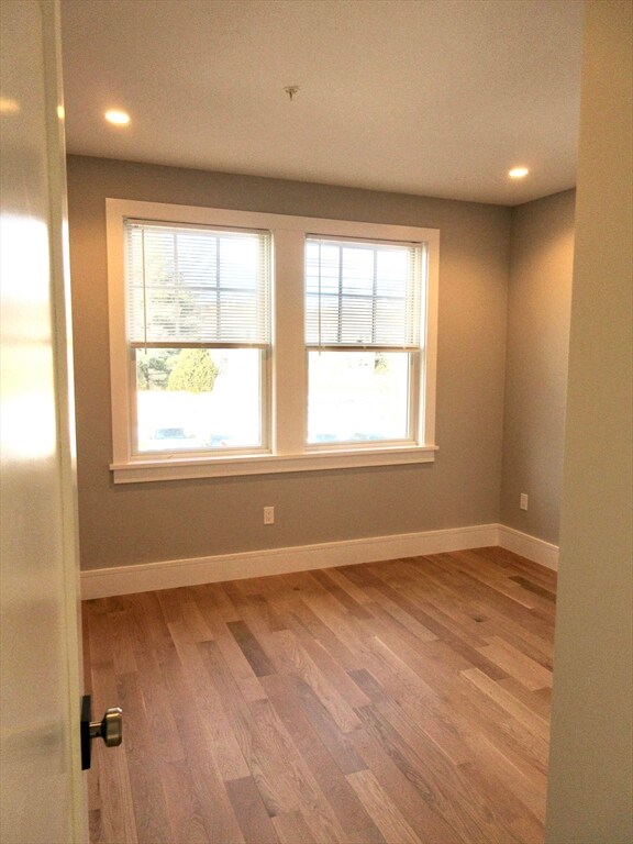 723 Centre St unit 2, Boston, MA 02130 - photo 3