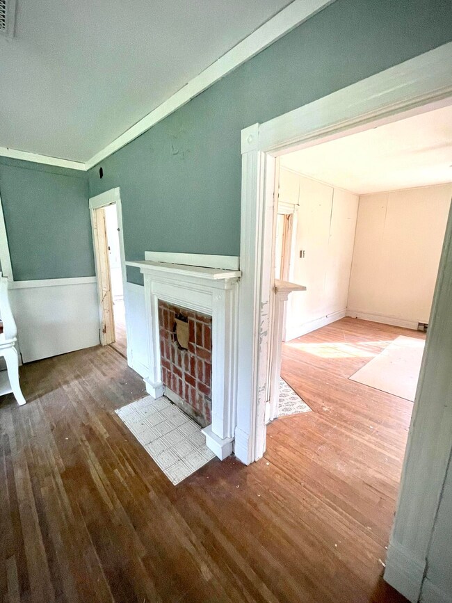 194 Mulberry St, Harrodsburg, KY 40330 - photo 7