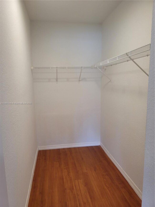 Havana Lofts Condo unit 907, Miami, FL 33128 - photo 7