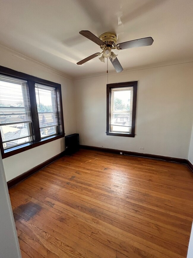 3149 N Long Ave unit 3, Chicago, IL 60641 - photo 3