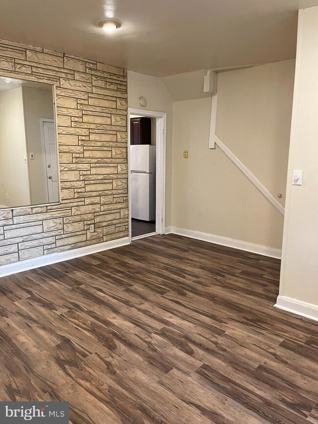 5410 Clover Rd, Baltimore, MD 21215 - photo 5