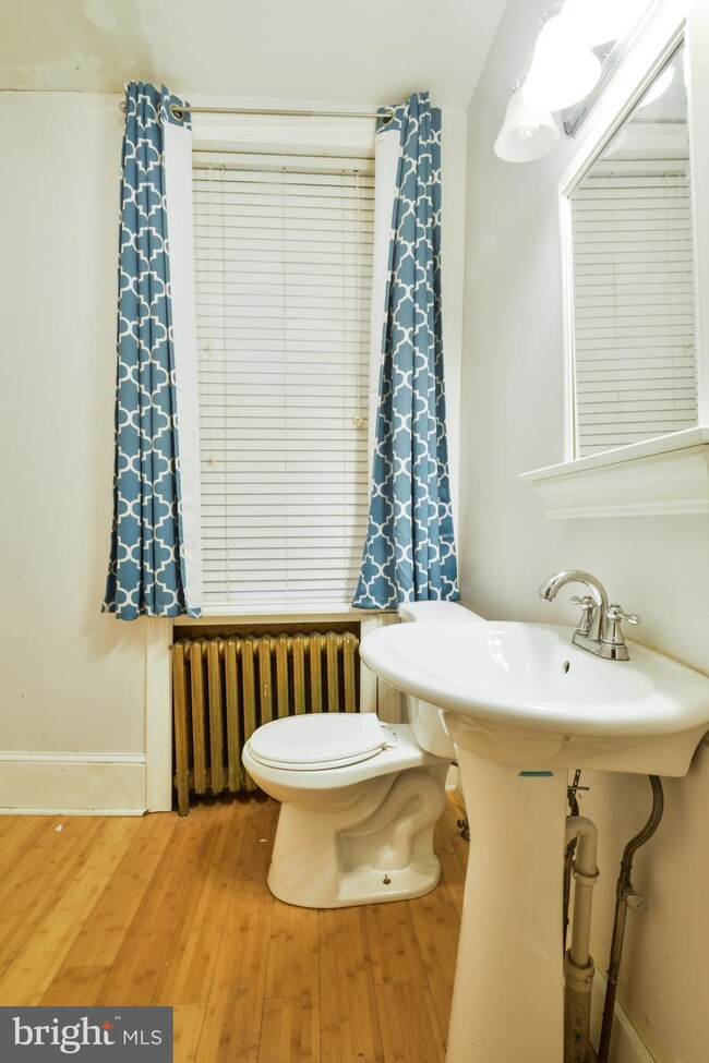 1011 W 8th St, Wilmington, DE 19806 - photo 5