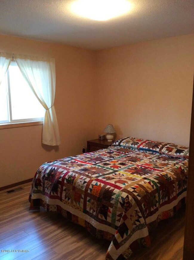 bedroom master