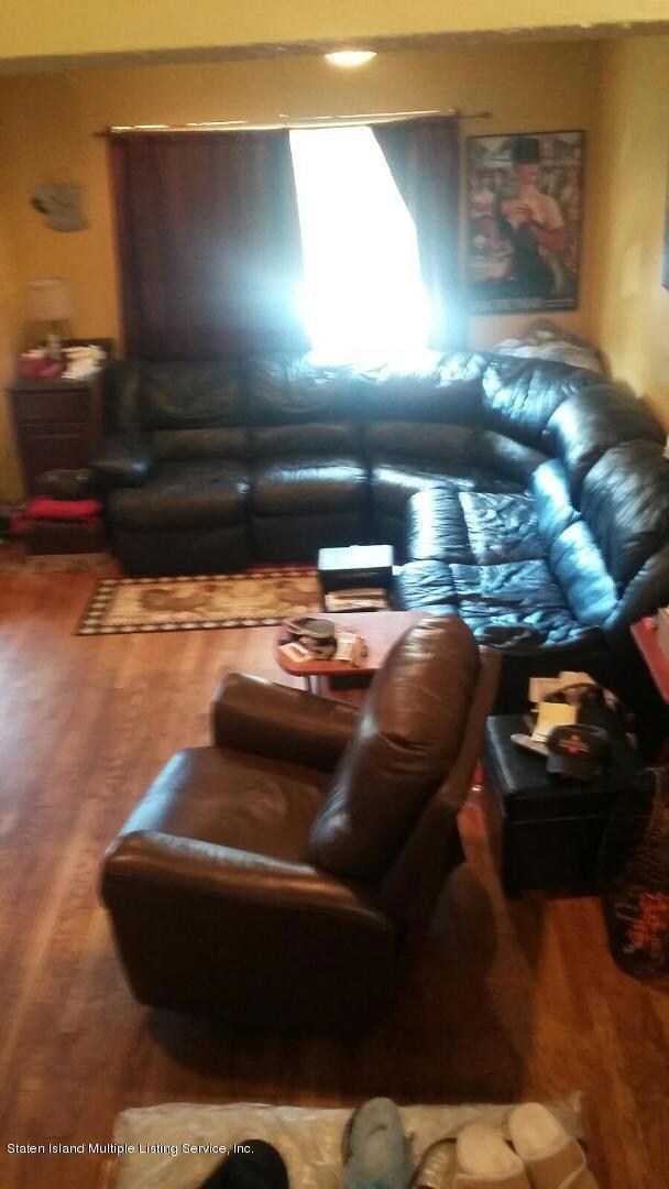 10 Ashley Ln, Staten Island, NY 10309 - photo 4