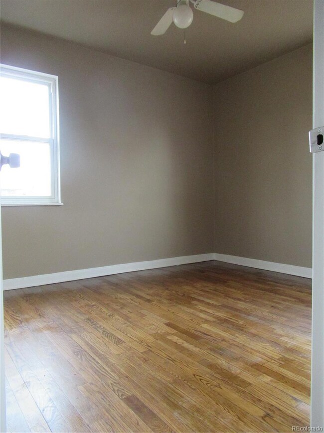 1990 Kenton St, Aurora, CO 80010 - photo 3