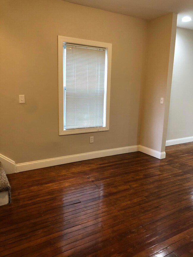 416 Formal Dining Room