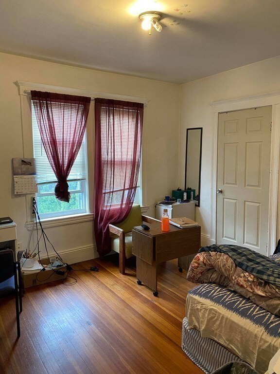 37 Henry St unit 2, Somerville, MA 02145 - photo 6