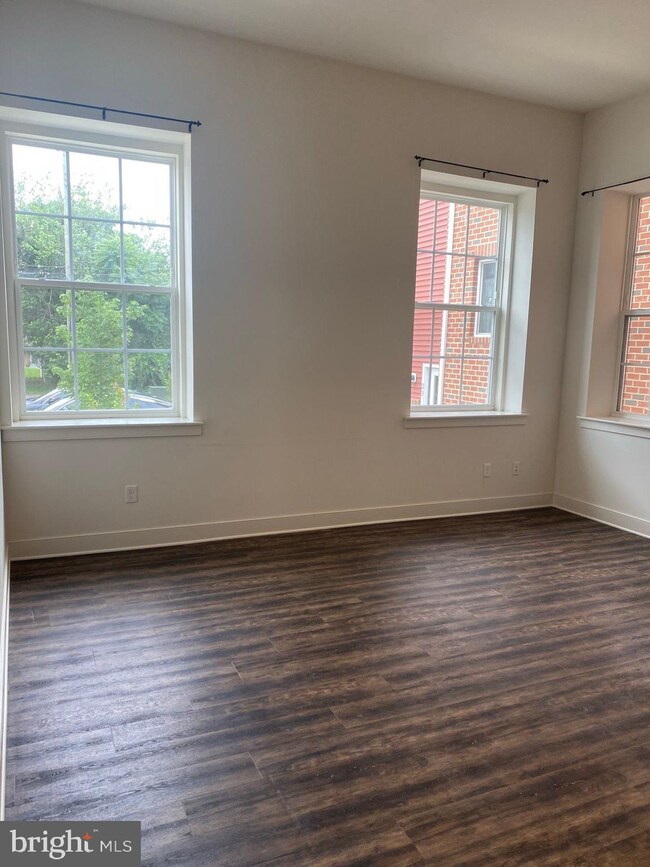 13 1st Ave SW unit 1-5, Glen Burnie, MD 21061 - photo 7