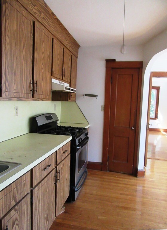 39 Brook Rd unit 2L, Quincy, MA 02169 - photo 2