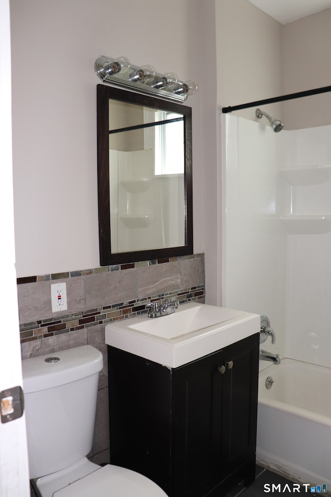 152 Lyons St, New Britain, CT 06052 - photo 7