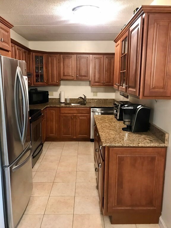 137 Franklin St unit 503, Stoneham, MA 02180 - photo 2