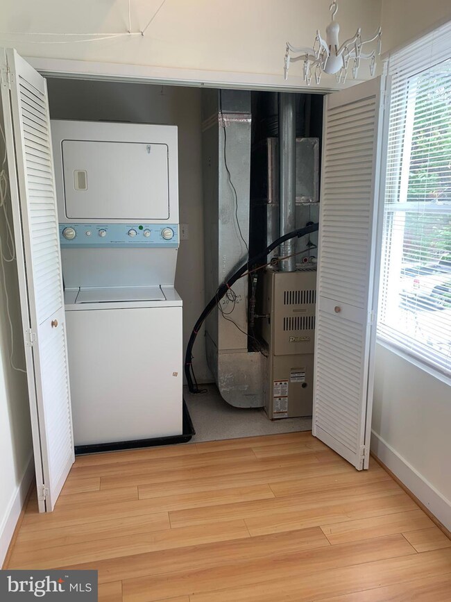 218 E Chase St unit 2, Baltimore, MD 21202 - photo 6