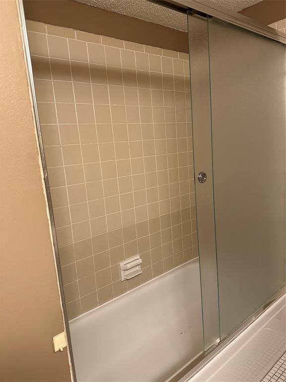 9523 University Ave unit 6, Clive, IA 50325 - photo 7