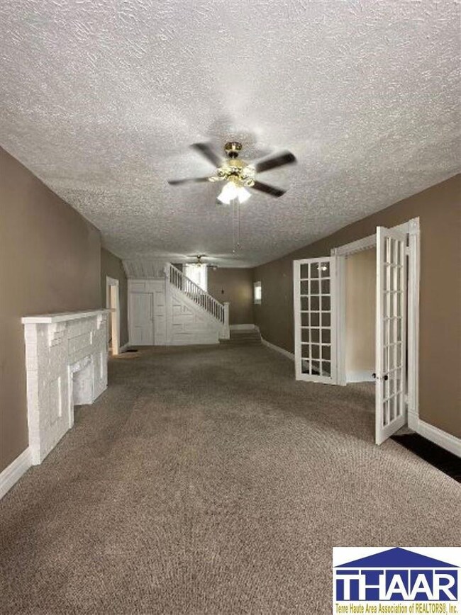 560 N Main St, Linton, IN 47441 - photo 4