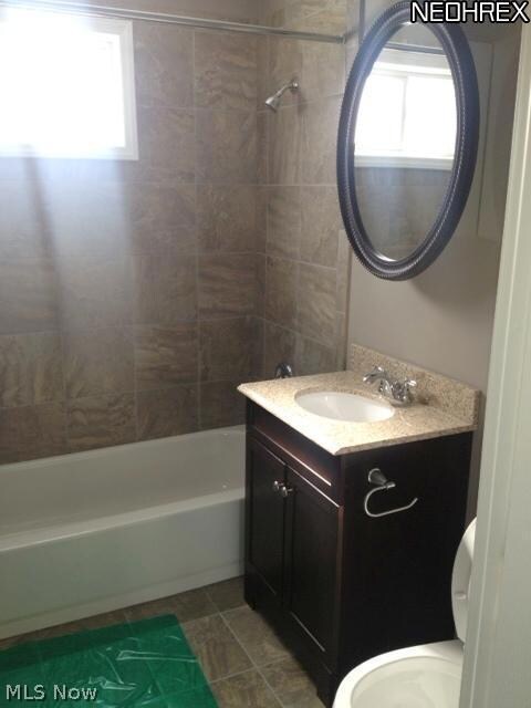 25640 Glenbrook Blvd, Euclid, OH 44117 - photo 4