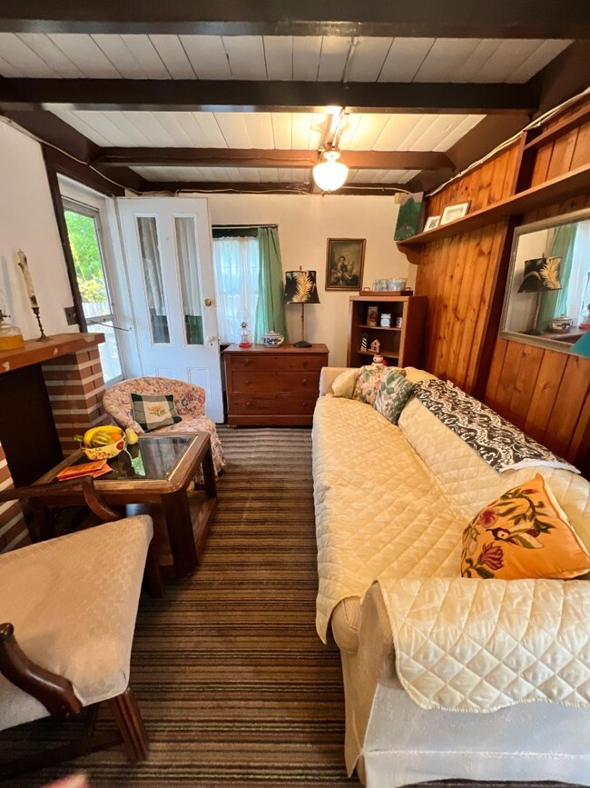 27 E Side Rd, Oak Bluffs, MA 02557 - photo 6