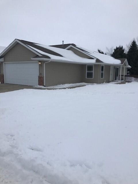 3316 Banar Dr SW unit C, Cedar Rapids, IA 52404 - photo 2