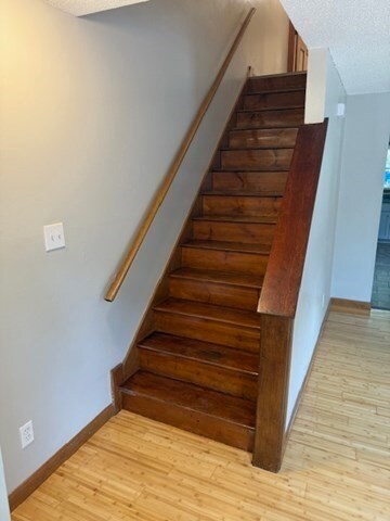 58-60 Pendleton Ave, Springfield, MA 01109 - photo 3