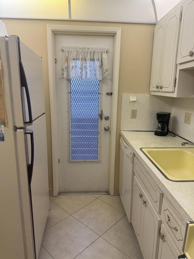 2050 NE 39th St unit N211, Lighthouse Point, FL 33064 - photo 4