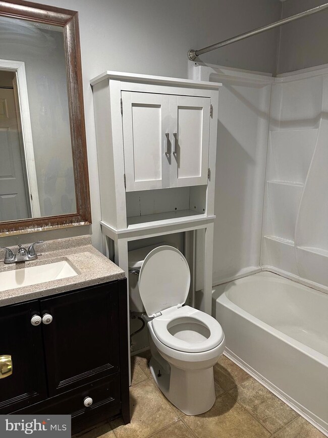 8711 Hayshed Ln unit 34, Columbia, MD 21045 - photo 5