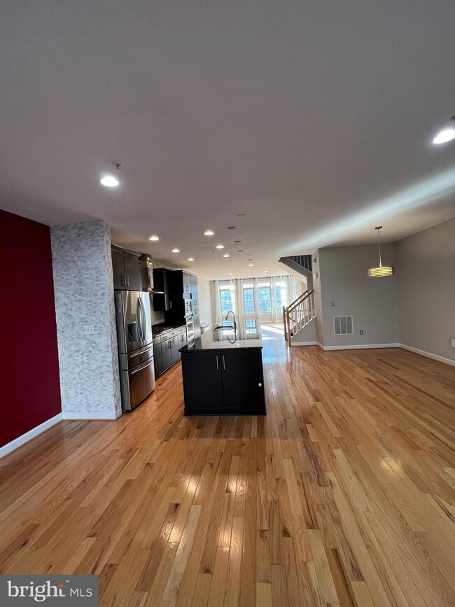 7447 Burnside Way, Hanover, MD 21076 - photo 5